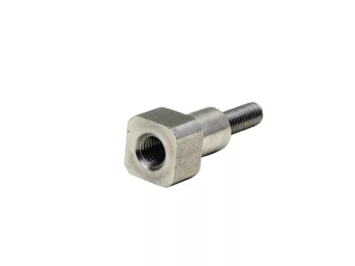 Csatlakozó adapter M12x1,75 balos
